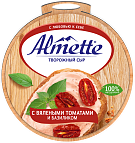 Almette с вялеными томатами и базиликом